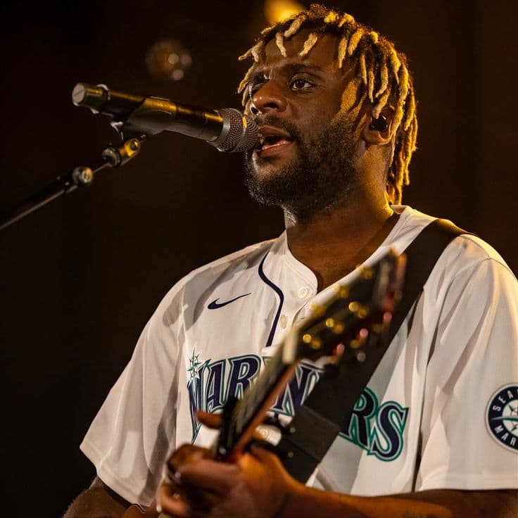 Growing artist portrait